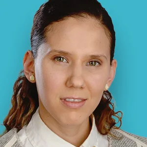 eine Frau mit langen Haaren